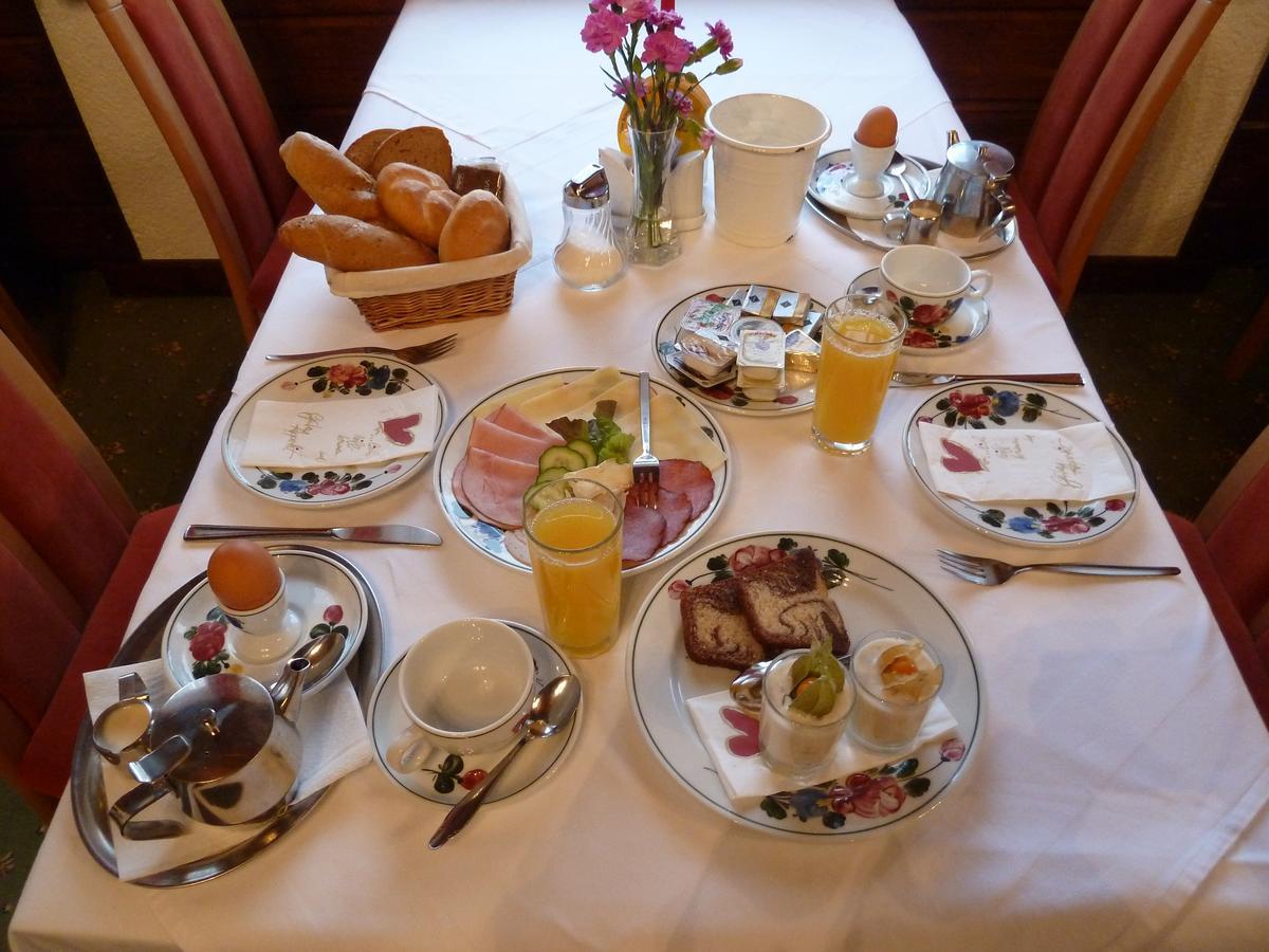 Pension Schoene Aussicht คูเคิล ภายนอก รูปภาพ